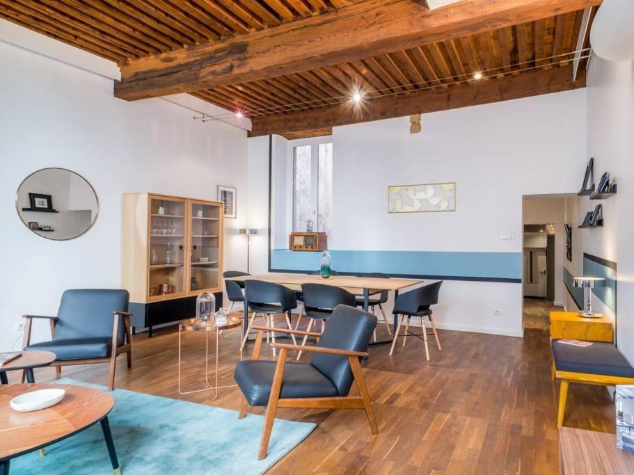 Spacieux Au Coeur De Lyon Ail Luaran gambar